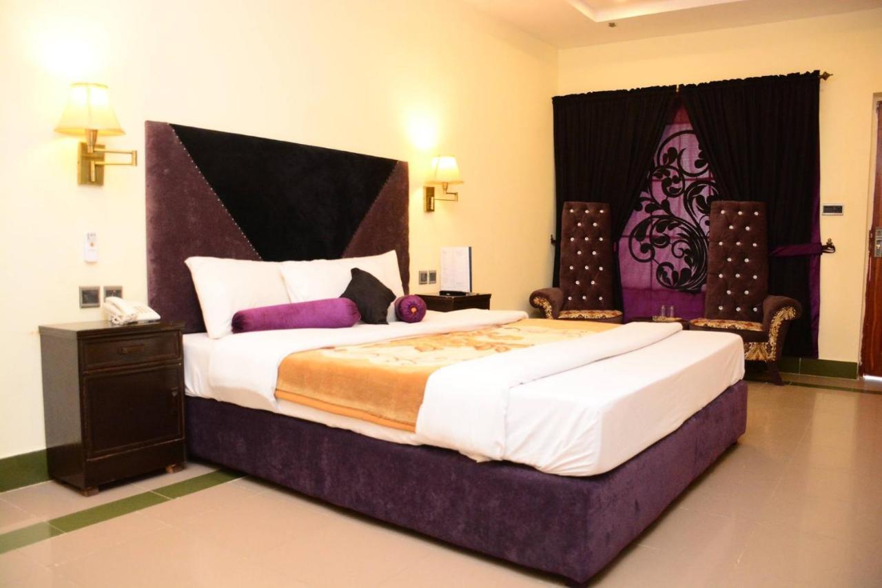 Hotel Move-N-Pick Murree Exterior foto