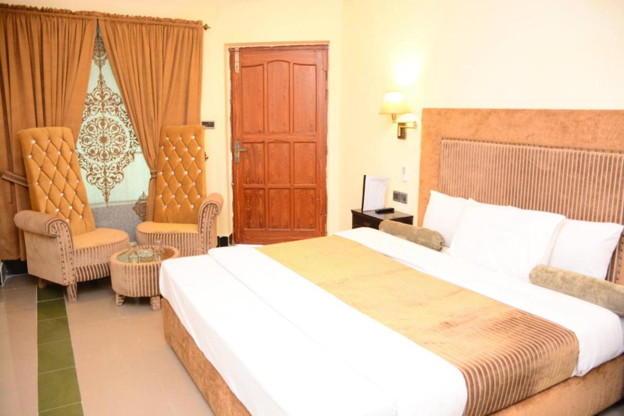 Hotel Move-N-Pick Murree Exterior foto