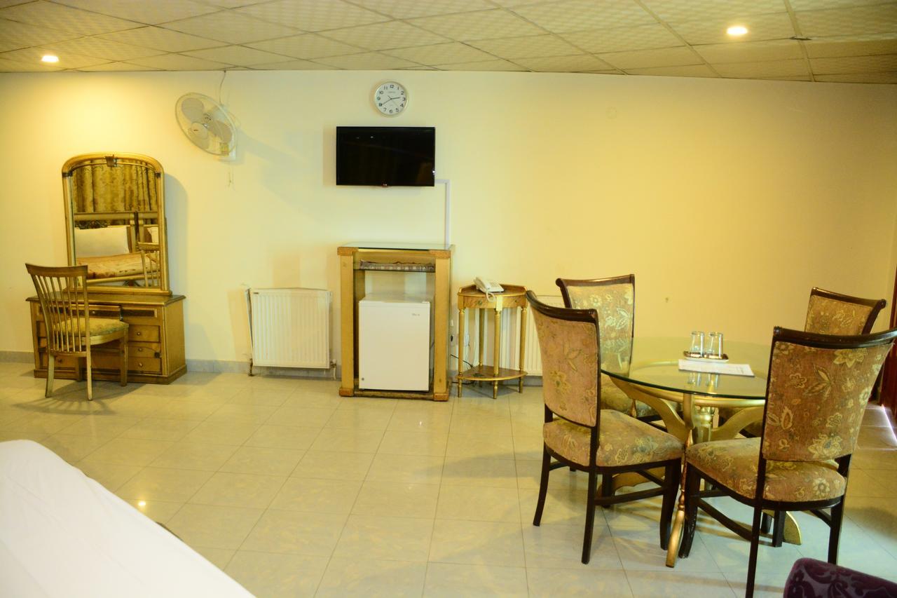 Hotel Move-N-Pick Murree Exterior foto