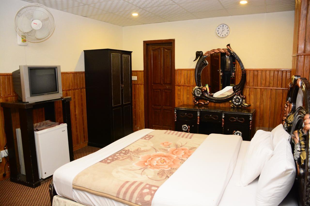 Hotel Move-N-Pick Murree Exterior foto
