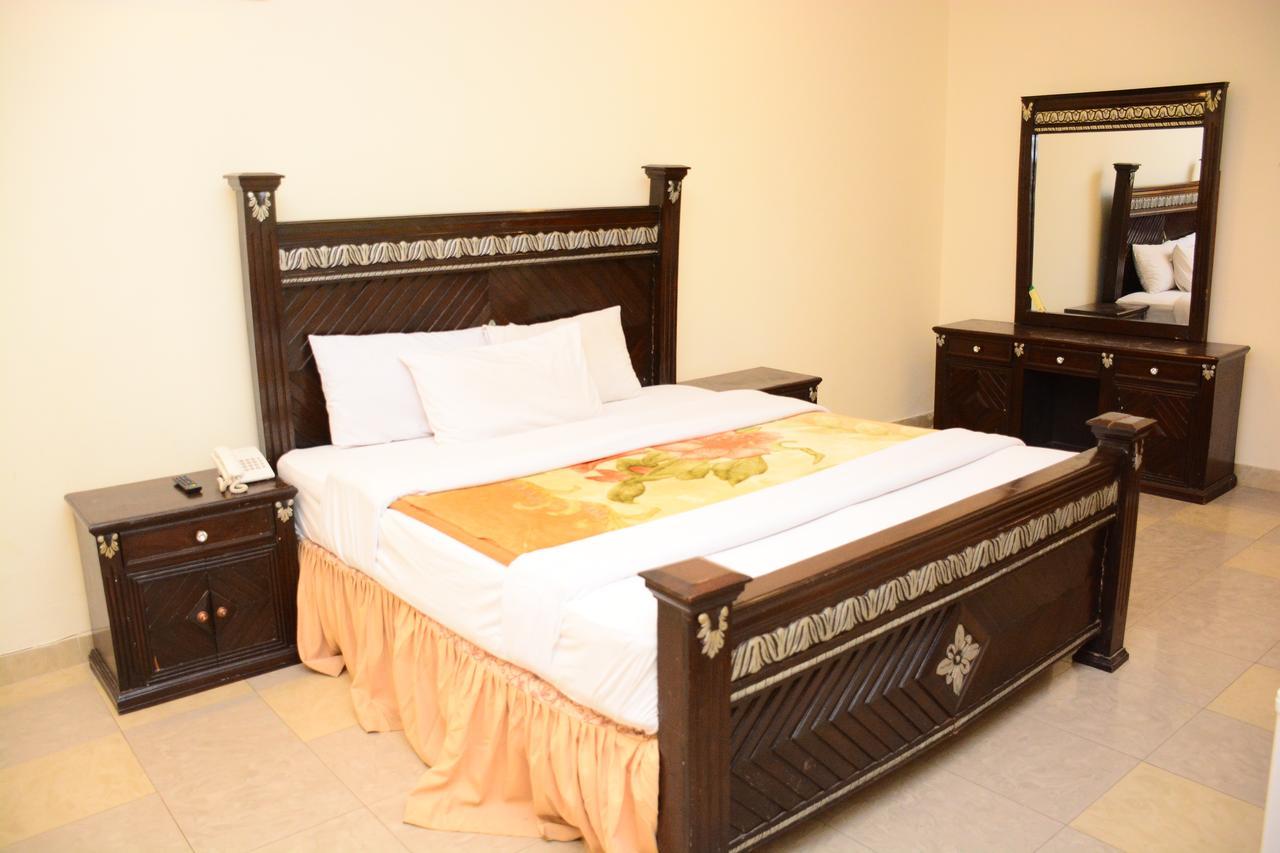 Hotel Move-N-Pick Murree Exterior foto