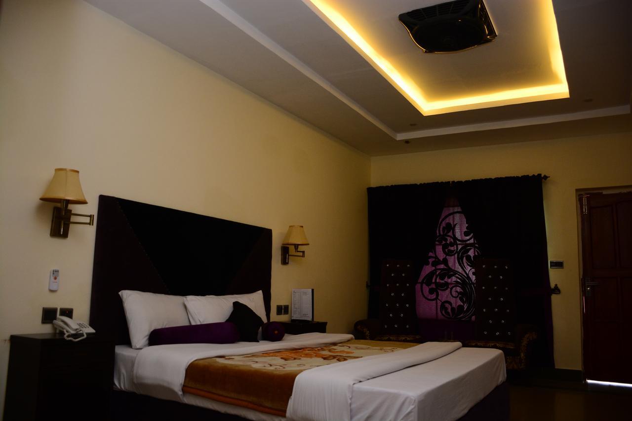 Hotel Move-N-Pick Murree Exterior foto